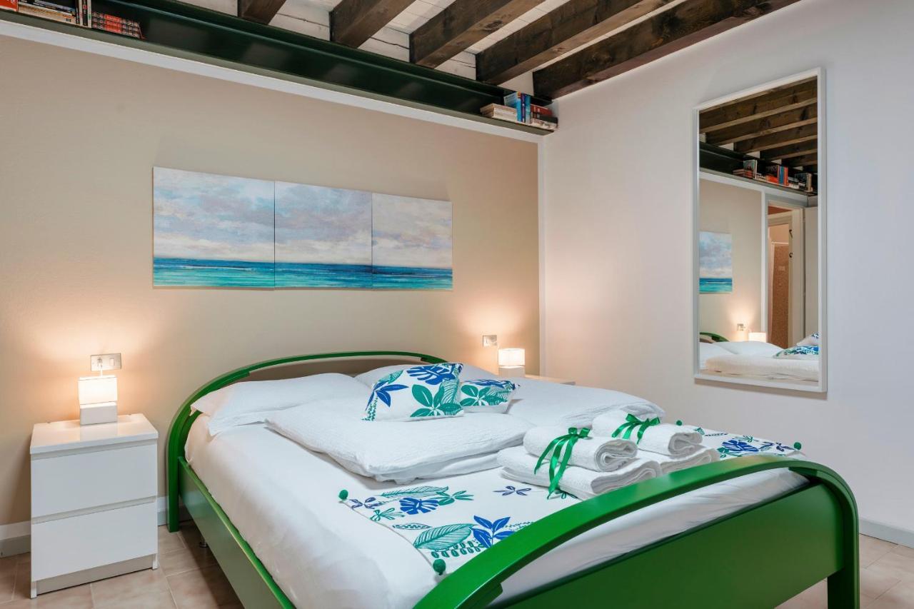 Iseo Portelle Holiday With Private Parking And Bike Storage Exterior photo