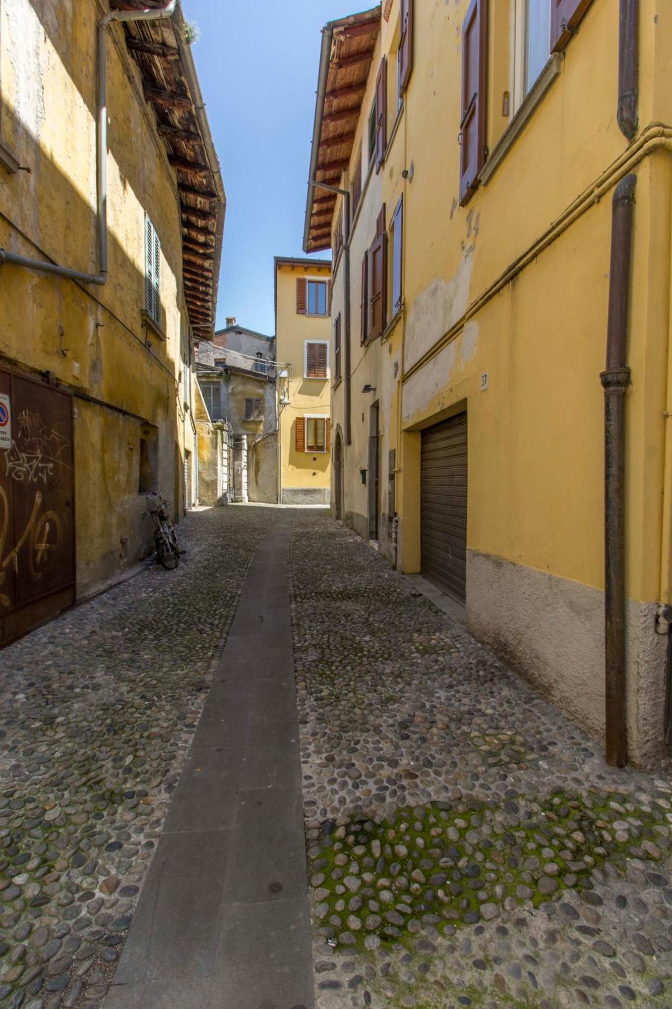 Iseo Portelle Holiday With Private Parking And Bike Storage Exterior photo
